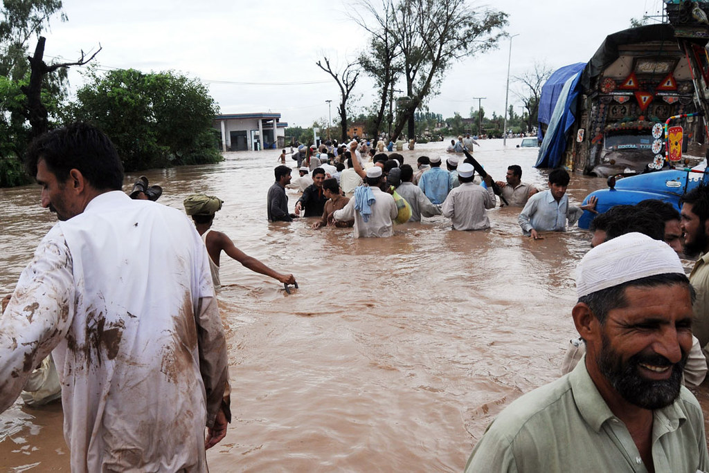 Pakistan flood image