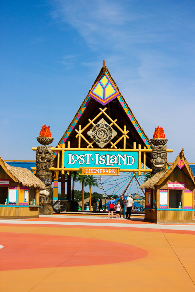 Negative G Lost Island Theme Park 2022